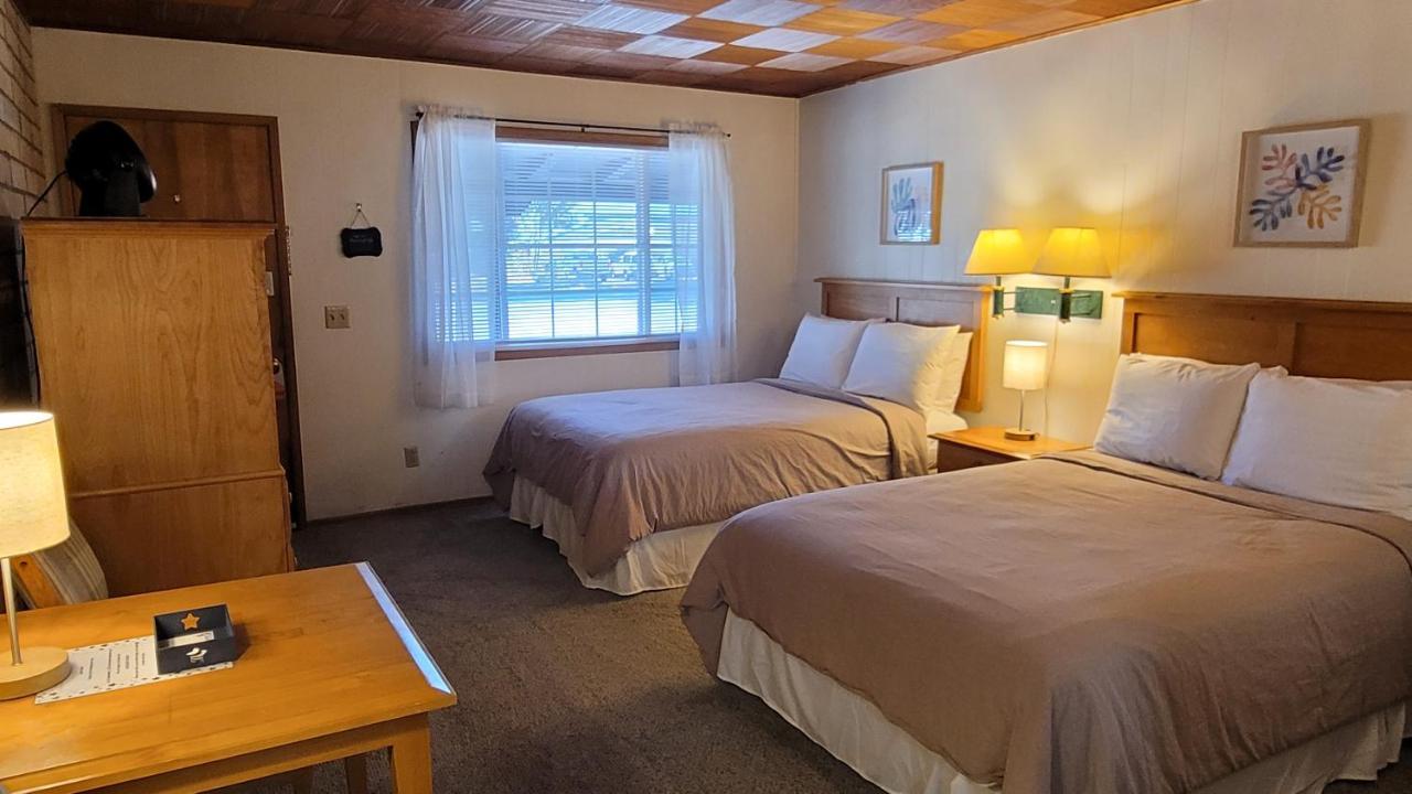 Moonlight Resort Suites & Sleeps Hoodsport Esterno foto